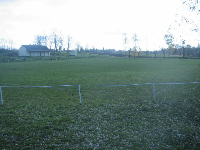 8. A helyi futballplya szmos megyei jelentsg meccsnek ad otthont.